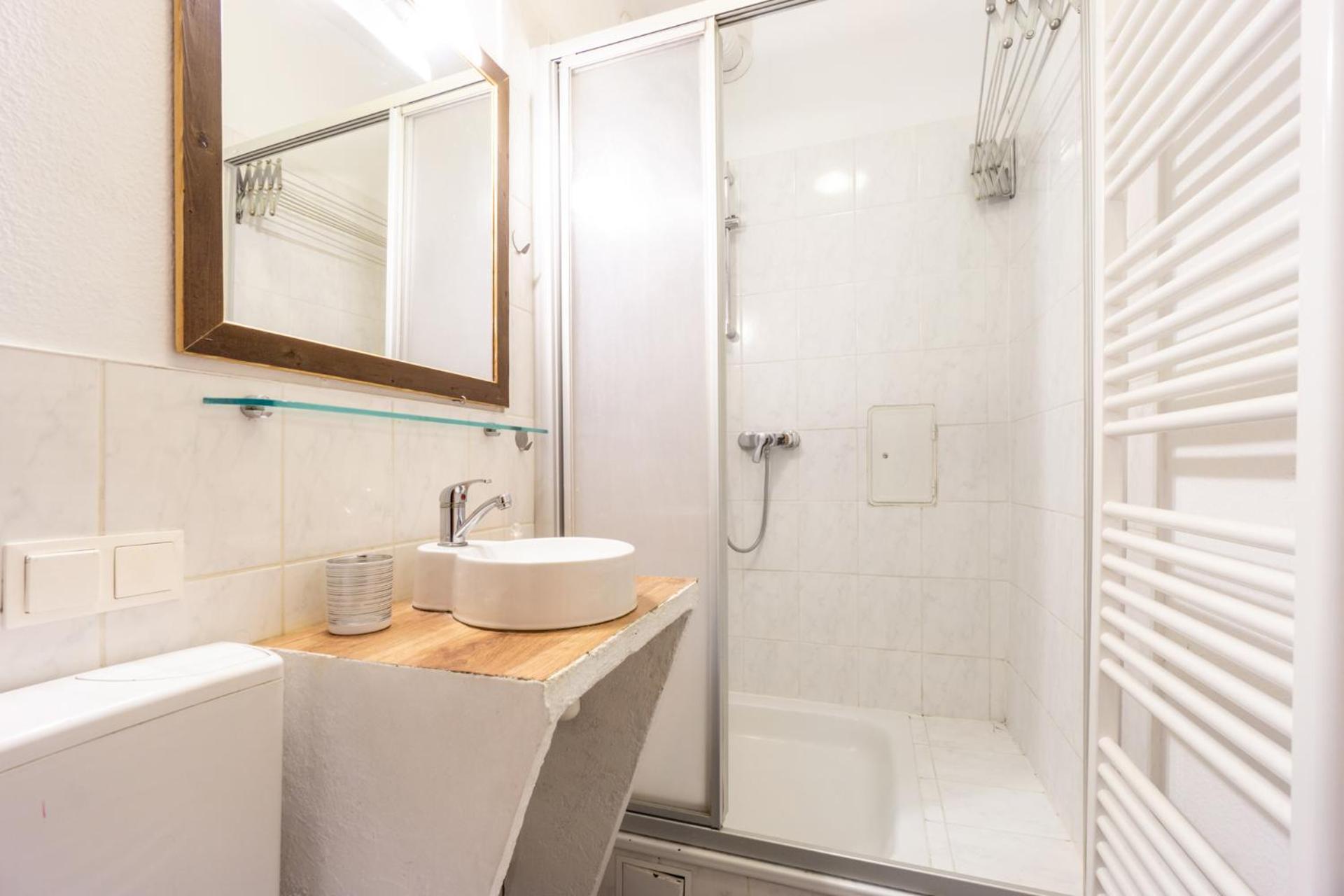 Apartment 5 Stops Away From City-Centre Wien Eksteriør bilde